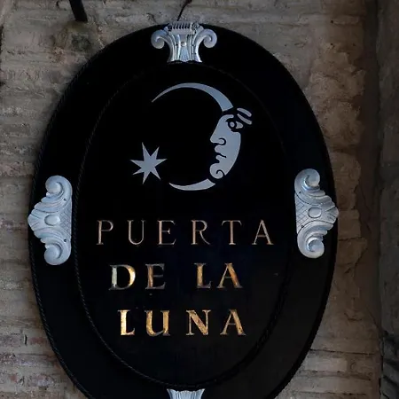 Pensión Puerta De La Luna