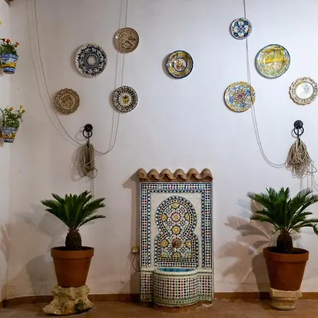 Guest house Puerta De La Luna 2*